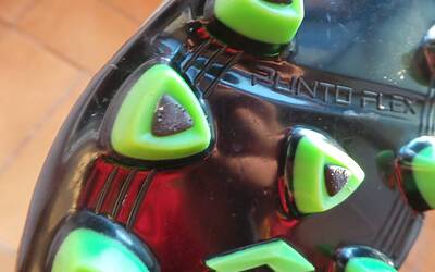 i tacchetti anteriori e centrali della lotto solista sono stati messi a dura prova