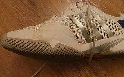 il profilo della adidas barricade 8 sulla punta la tecnologia adituff