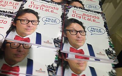 Il libro di Marco Camisani Calzolari il lancio e la presentazione del Mondo Digitale edito da Mondadori 48