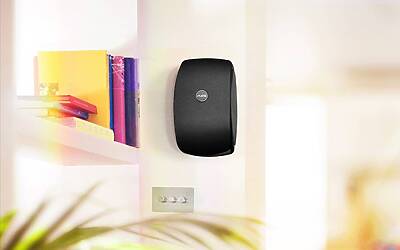 Jongo T4 Lifestyle Lounge Crop 1MB