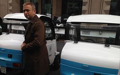 Le Isole Digitali dove navigare gratuitamente in wifi e noleggiare una auto elettrica 04