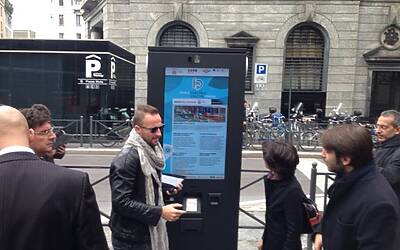 Le Isole Digitali dove navigare gratuitamente in wifi e noleggiare una auto elettrica 07