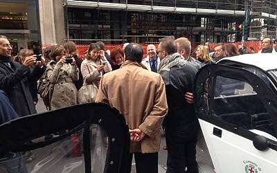 Le Isole Digitali dove navigare gratuitamente in wifi e noleggiare una auto elettrica 22