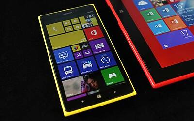 Nokia Lumia 15201
