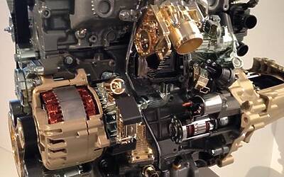 Quando la tecnologia incontra lambiente Citroen Grand C4 Picasso il Tecnospace che inquina meno di una sigaretta 031