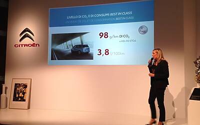 Quando la tecnologia incontra lambiente Citroen Grand C4 Picasso il Tecnospace che inquina meno di una sigaretta 042