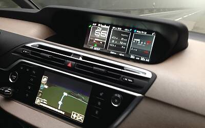 Quando la tecnologia incontra lambiente Citroen Grand C4 Picasso il Tecnospace che inquina meno di una sigaretta 067