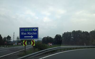 Quando la tecnologia incontra lambiente Citroen Grand C4 Picasso il Tecnospace che inquina meno di una sigaretta 073