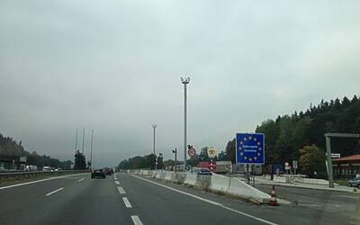 Quando la tecnologia incontra lambiente Citroen Grand C4 Picasso il Tecnospace che inquina meno di una sigaretta 080