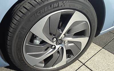 Quando la tecnologia incontra lambiente Citroen Grand C4 Picasso il Tecnospace che inquina meno di una sigaretta 111