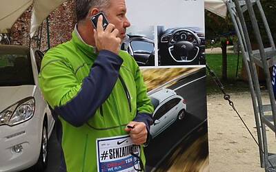 deejay ten milano 2013 le foto ed i video migliori non ufficiali della Deejay Ten milano 2013 guarda se ci sei anche tu tra i partecipanti alla corsa divertente di milano insieme a Radio Deejay e Linus 11