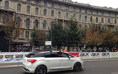 deejay ten milano 2013 le foto ed i video migliori non ufficiali della Deejay Ten milano 2013 guarda se ci sei anche tu tra i partecipanti alla corsa divertente di milano insieme a Radio Deejay e Linus 14