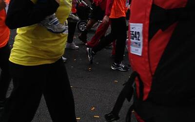 deejay ten milano 2013 le foto ed i video migliori non ufficiali della Deejay Ten milano 2013 guarda se ci sei anche tu tra i partecipanti alla corsa divertente di milano insieme a Radio Deejay e Linus 28