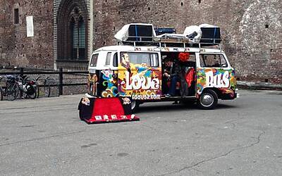 deejay ten milano 2013 le foto ed i video migliori non ufficiali della Deejay Ten milano 2013 guarda se ci sei anche tu tra i partecipanti alla corsa divertente di milano insieme a Radio Deejay e Linus 75