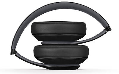 overear studio pixie black rgb fold