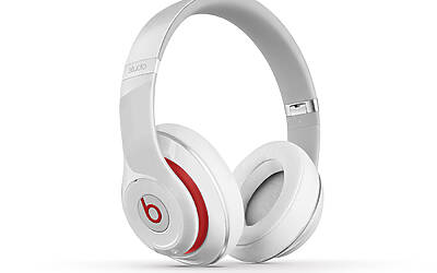 overear studio pixie white rgb thrqrtleft