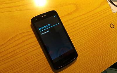 Vodafone Smart 4G unboxing 1