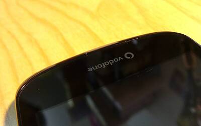 Vodafone Smart 4G unboxing 7