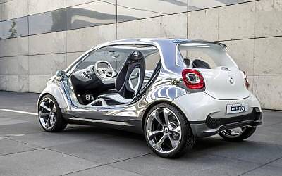 1003780 1958520 400 267 smart fourjoy 271