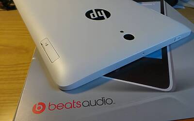 unboxing HP Slate 8 Pro 1