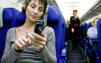 uso cellulare in aereo