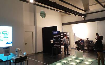 EPSON MOVERIO BT 200 25