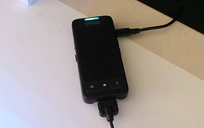 EPSON MOVERIO BT 200 31