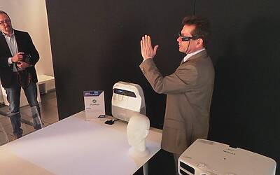 EPSON MOVERIO BT 200 43