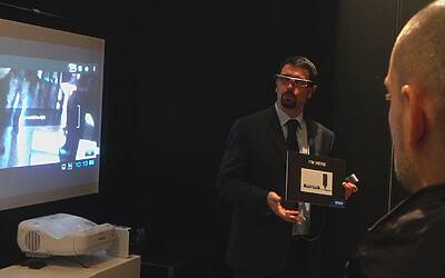 EPSON MOVERIO BT 200 49