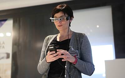 EPSON MOVERIO BT 200 300dpi 10cm