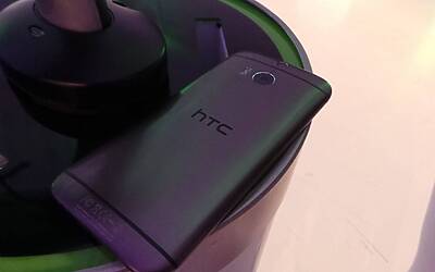 HTC One M8 22