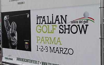 ITALIAN GOLF SHOW PARMA 2014 IL PRINCIPALE EVENTO FIERISTICO PER IL MONDO DEL GOLF CON I PRINCIPALI ESPOSITORI DEL SETTORE ED IL GRANDE CAMPO PRATICA INDOOR PER IL TEST DEI FERRI DEGLI IBRIDI E DEI DRIVE E DI TUTTA ATTREZZATURA GOLFISTICA 004