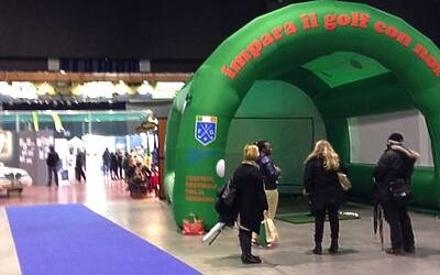 ITALIAN GOLF SHOW PARMA 2014 IL PRINCIPALE EVENTO FIERISTICO PER IL MONDO DEL GOLF CON I PRINCIPALI ESPOSITORI DEL SETTORE ED IL GRANDE CAMPO PRATICA INDOOR PER IL TEST DEI FERRI DEGLI IBRIDI E DEI DRIVE E DI TUTTA ATTREZZATURA GOLFISTICA 009