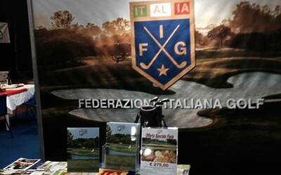 ITALIAN GOLF SHOW PARMA 2014 IL PRINCIPALE EVENTO FIERISTICO PER IL MONDO DEL GOLF CON I PRINCIPALI ESPOSITORI DEL SETTORE ED IL GRANDE CAMPO PRATICA INDOOR PER IL TEST DEI FERRI DEGLI IBRIDI E DEI DRIVE E DI TUTTA ATTREZZATURA GOLFISTICA 084