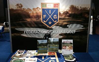 ITALIAN GOLF SHOW PARMA 2014 IL PRINCIPALE EVENTO FIERISTICO PER IL MONDO DEL GOLF CON I PRINCIPALI ESPOSITORI DEL SETTORE ED IL GRANDE CAMPO PRATICA INDOOR PER IL TEST DEI FERRI DEGLI IBRIDI E DEI DRIVE E DI TUTTA ATTREZZATURA GOLFISTICA 085
