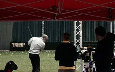 ITALIAN GOLF SHOW PARMA 2014 IL PRINCIPALE EVENTO FIERISTICO PER IL MONDO DEL GOLF CON I PRINCIPALI ESPOSITORI DEL SETTORE ED IL GRANDE CAMPO PRATICA INDOOR PER IL TEST DEI FERRI DEGLI IBRIDI E DEI DRIVE E DI TUTTA ATTREZZATURA GOLFISTICA 115