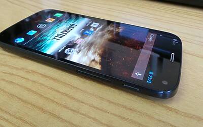 Wiko DARKFULL HELL unboxing 3