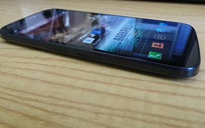 Wiko DARKFULL HELL unboxing 6