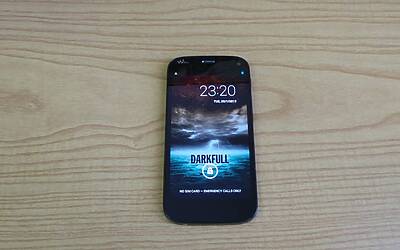 Wiko DARKFULL HELL unboxing 9