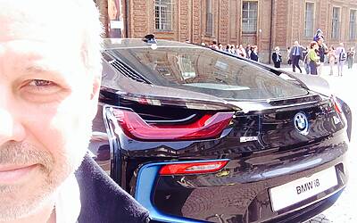 prova auto ibrida ed elettrica bmw i3 i8 al salone del libro torino 201404