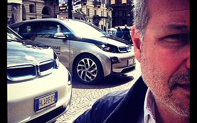 prova auto ibrida ed elettrica bmw i3 i8 al salone del libro torino 201409