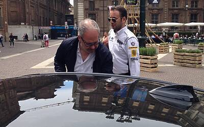 prova auto ibrida ed elettrica bmw i3 i8 al salone del libro torino 201411