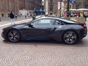 prova auto ibrida ed elettrica bmw i3 i8 al salone del libro torino 201438