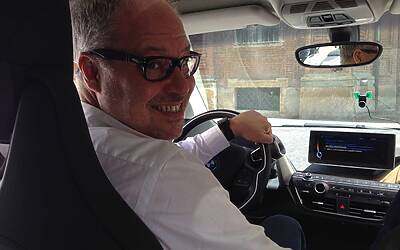 prova auto ibrida ed elettrica bmw i3 i8 al salone del libro torino 201449