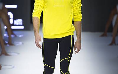 Pioneer SE MX7 @Sfilata Dirk Bikkembergs