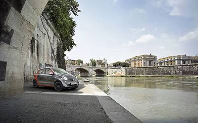 world premiere smart fortwo and forfour 25