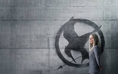 Hunger Games Il Canto della Rivolta Parte 1 Teaser Character Poster Coin