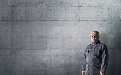 Hunger Games Il Canto della Rivolta Parte 1 Teaser Character Poster Plutarch