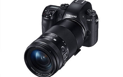 Samsung NX1 con lente 50 150MM laterale