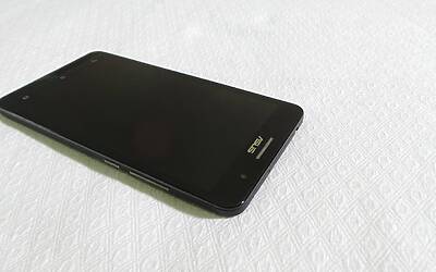 Asus Zenfone 6 22